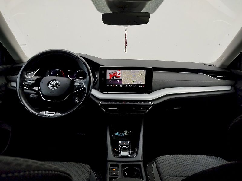 Škoda Octavia (2021) Combi  Style 2,0 Tdi  DSG  Pan - fotka 5 z 38