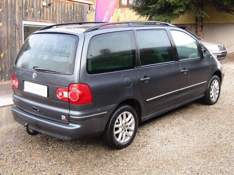 Volkswagen Sharan (2008) 2.8 V6  150kW  4MOTION BUSSINE - fotka 11 z 38