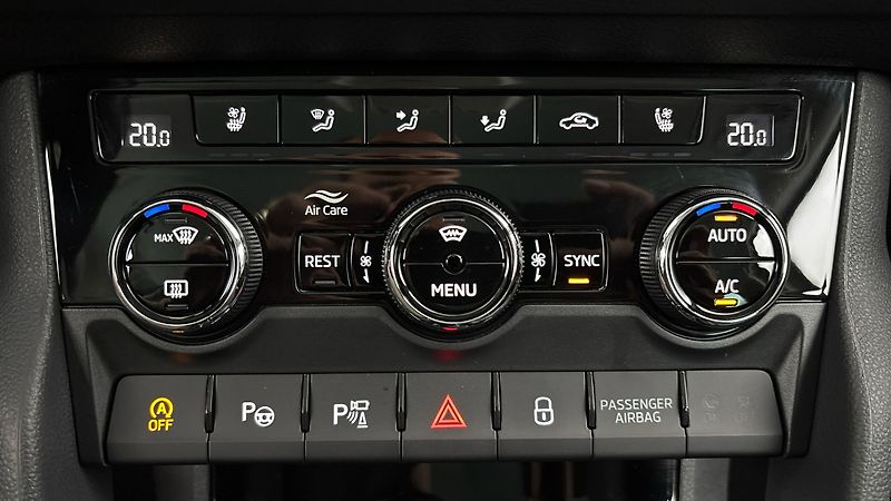 Škoda Kodiaq 2.0 TDI DSG 4x4 L&K - fotka 13 z 32