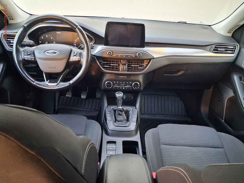 Ford Focus (2019) 1.5 TDCi, ČR, Titanium, LED - fotka 8 z 18