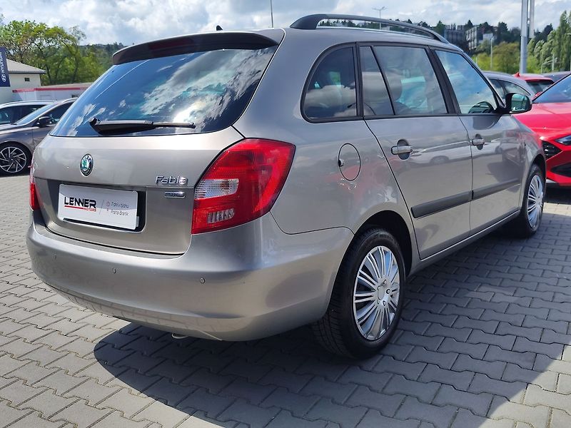Škoda Fabia 1.6 TDi/55kW Ambiente - fotka 5 z 28