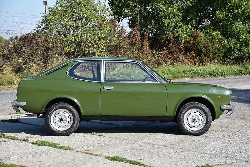 Fiat 128 (1972) SL COUPÉ - fotka 2 z 37