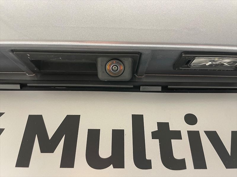 Volkswagen Multivan Long Life 1,5 TSI PHEV 4MOT - fotka 15 z 30