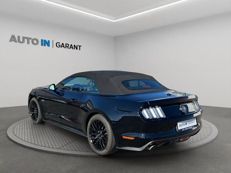 Ford Mustang (2017) Convertible GT 5.0 V8 310kW, Č - fotka 15 z 30