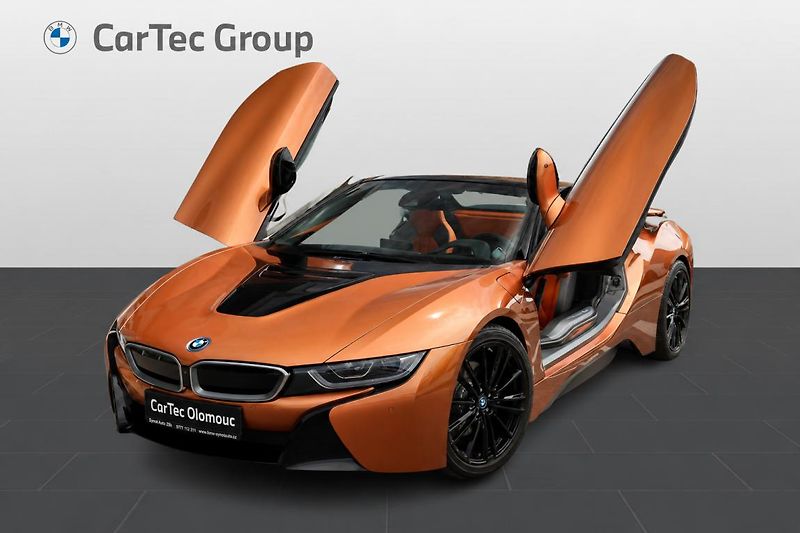 BMW i8 - fotka 18 z 19