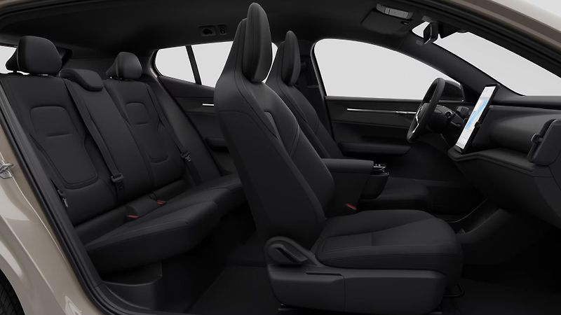Volvo EX30 (2026) P5 ELECTRIC RWD PLUS - fotka 4 z 12