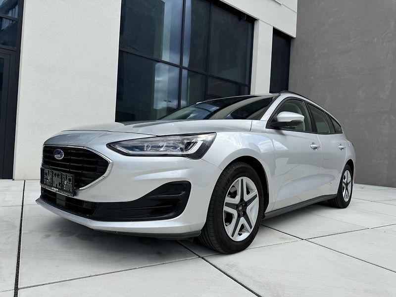 Ford Focus (2022) Kombi 1,5EcoBlue AUT8 88kW Edi - fotka 45 z 49