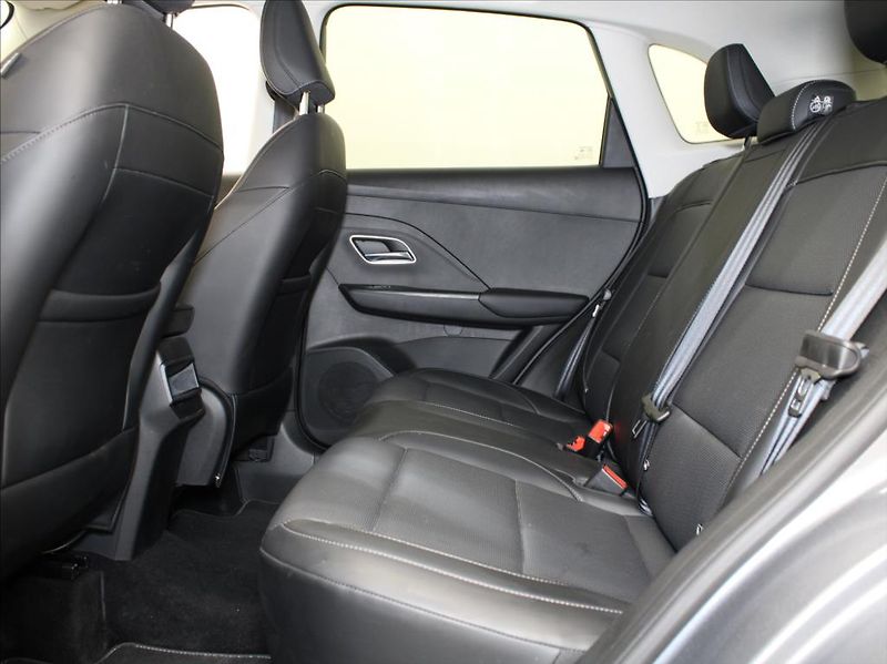 MG ZS 1,5 i 85kW Elegance 26tkm.ČR - fotka 7 z 27