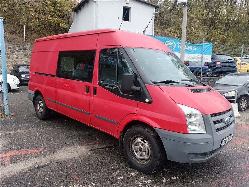 Ford Transit 2,2 TDCi 6míst - fotka 13 z 21
