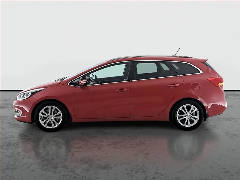 Kia Ceed (2015) 1.6 CRDi, Navi, Tempomat - fotka 3 z 18
