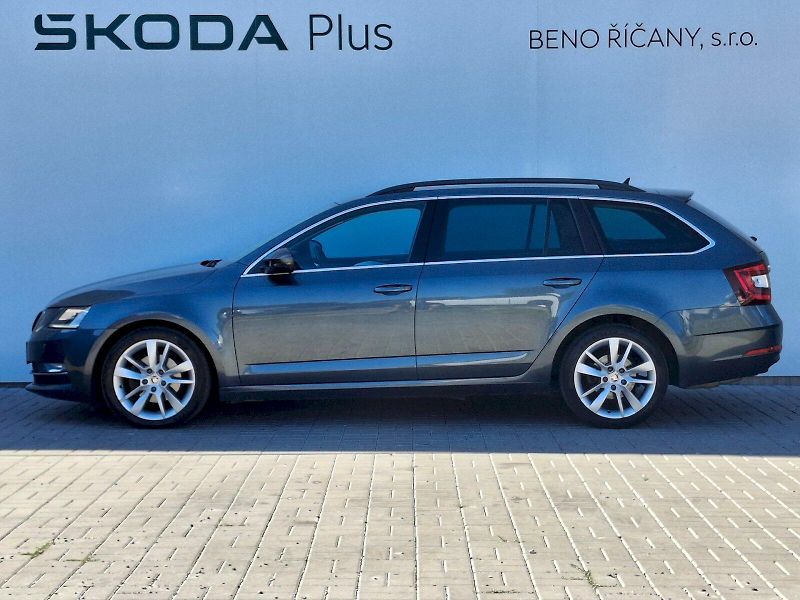Škoda Octavia (2018) Combi Style Plus 4x4 2,0TDi 11 - fotka 3 z 32