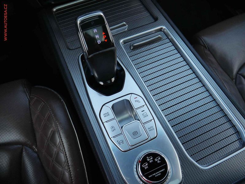 SsangYong Rexton (2022) 2.2 e-XDi 4x4, ČR, AT, LED - fotka 20 z 25