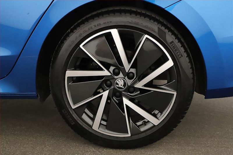Škoda Octavia (2025) 1.5 TSI, SPORTLINE, DPH - fotka 16 z 16