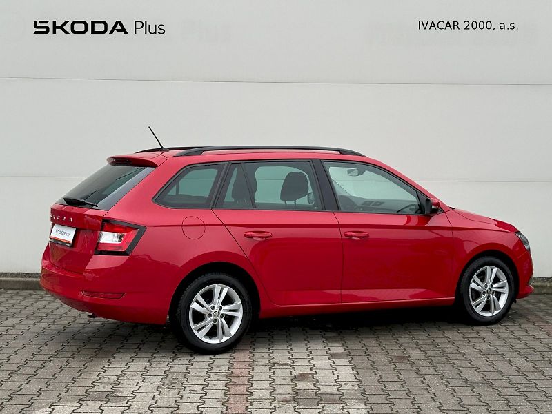 Škoda Fabia (2022) Combi 1.0 TSI 70 kW - fotka 2 z 20