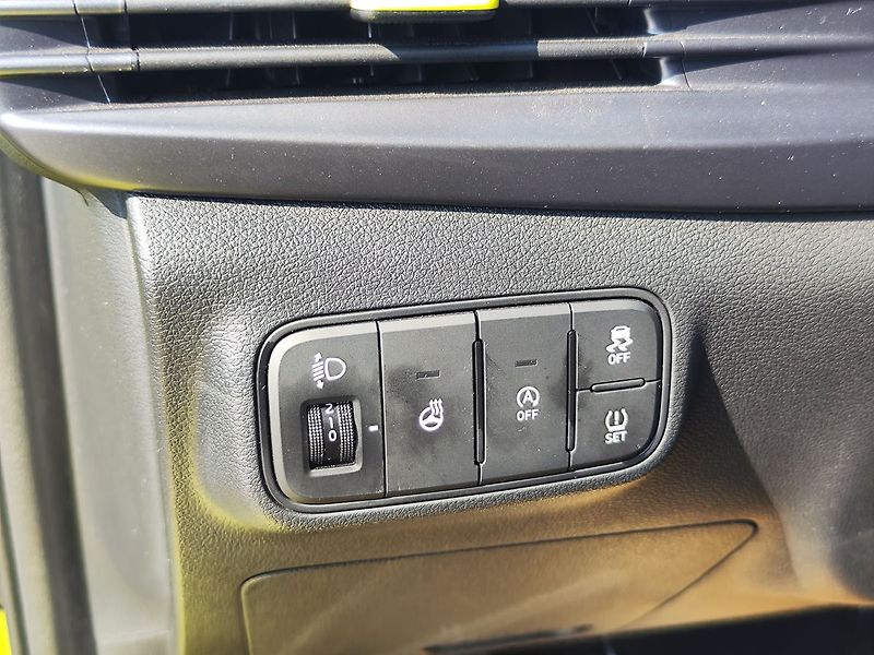 Hyundai i20 1.0 T-GDi/74kW Smart - fotka 27 z 30