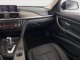 BMW Řada 3 (2014) Modern Line 330 d xDrive, 4X4 - náhled 8