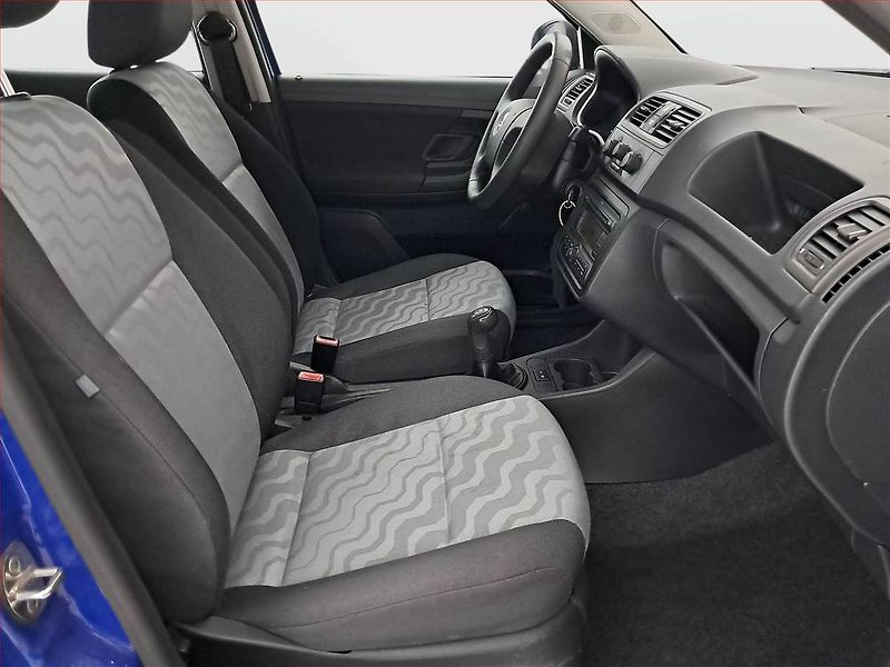 Škoda Fabia (2008) 1.2, po STK, v dobrém stavu - fotka 9 z 15