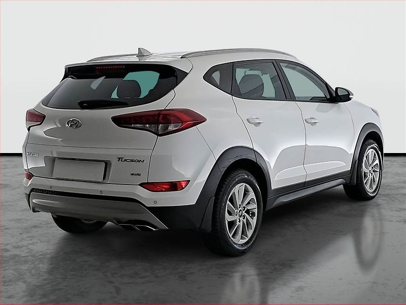 Hyundai Tucson (2018) 1.6 T-GDI, 4X4, Navi - fotka 5 z 18
