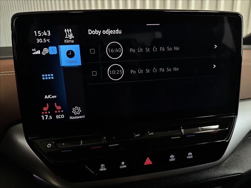 Volkswagen ID.4 150kW PRO PERF. TOP VÝBAVA - fotka 29 z 50