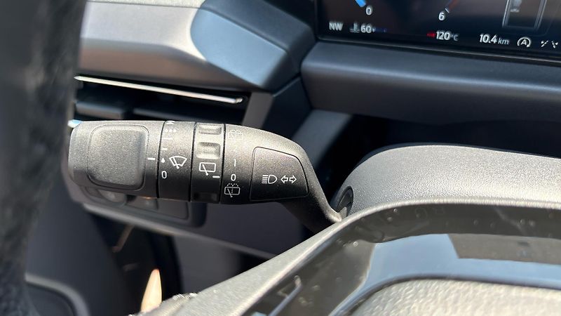 Ford Tourneo Custom (2026) 2.0 AWD Titanium X L2 + Tažné - fotka 30 z 39