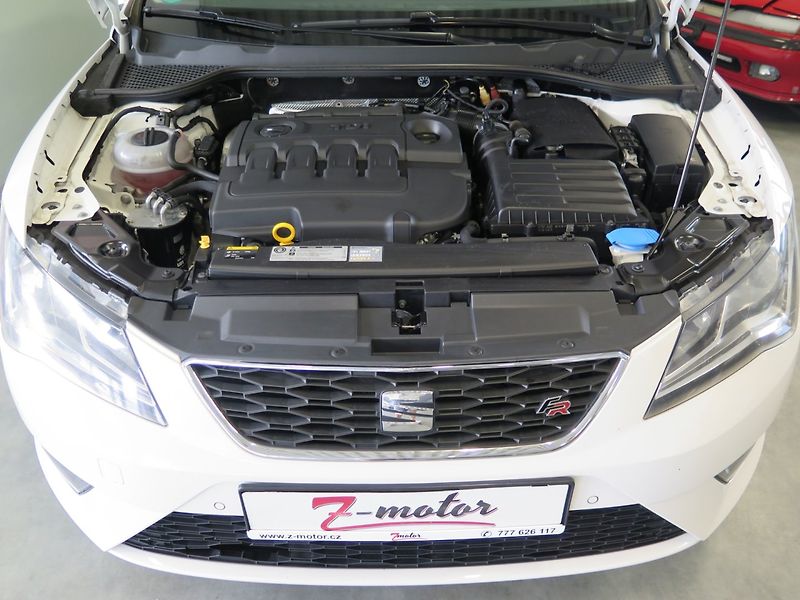 Seat Leon (2015) 2.0TDI FR,klima,navi,servis - fotka 24 z 29