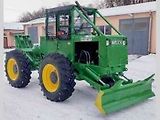 Lesní traktor LKT 81Turbo.