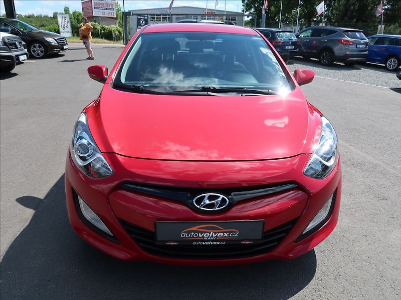 Hyundai i30 1,4 CVVT,73kW,NovéČR,Klima - fotka 7 z 24