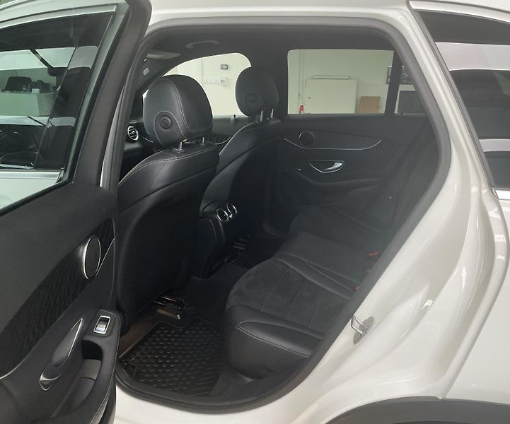 Mercedes-Benz GLC 220D 4Matic Exclusive, ČR - fotka 11 z 31