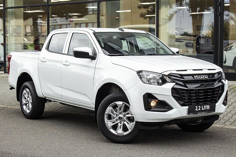 Isuzu D-Max (2026) 2,2 D AT DoubleCab 4x4  LS - fotka 3 z 21