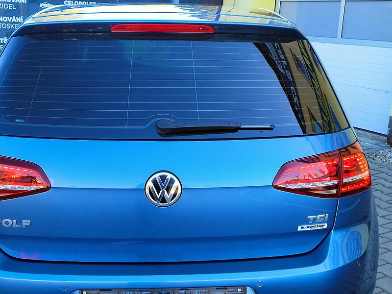 Volkswagen Golf CZ, VÝBAVA, SERV.KN.CEBIA      - fotka 74 z 74