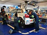 Pro představu: převodovku vymění dva mechanici za pouhých dvanáct minut.