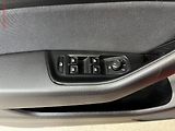 Volkswagen Passat (2016) 1.6 TDi, DSG, Navi, AC - náhled 12