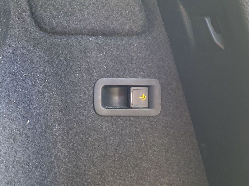 Škoda Karoq (2018) 2.0 TDI 4x4 DSG Style - fotka 29 z 36
