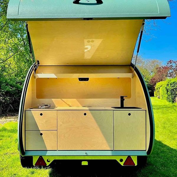 Nizozemský retro karavan Pure Camper nabízí jen nejnutnější vybavení.