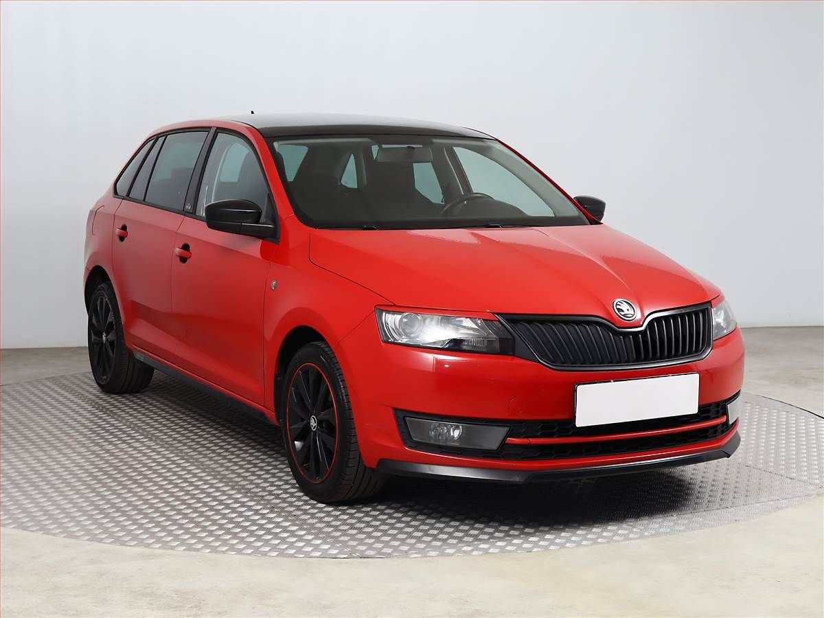 Škoda Rapid Spaceback 1.2 TSI, Xenony