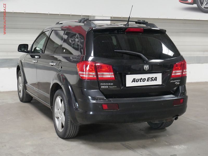 Dodge Journey (2010) 2.0 CRDI, Navi, kůže - fotka 6 z 21