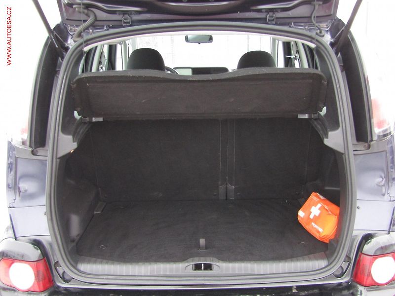 Citroën C3 Picasso (2013) 1.4i, AC, temp - fotka 7 z 14