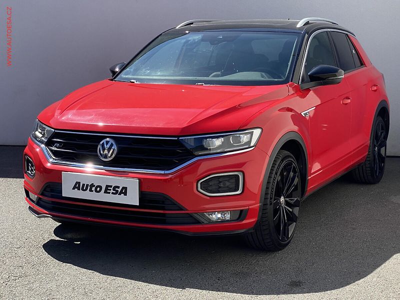 Volkswagen T-Roc (2019) 1.5 TSi, R-Line, LED, panor - fotka 3 z 18