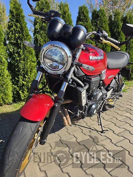 Kawasaki Z 650 RS (2023) - fotka 13 z 15