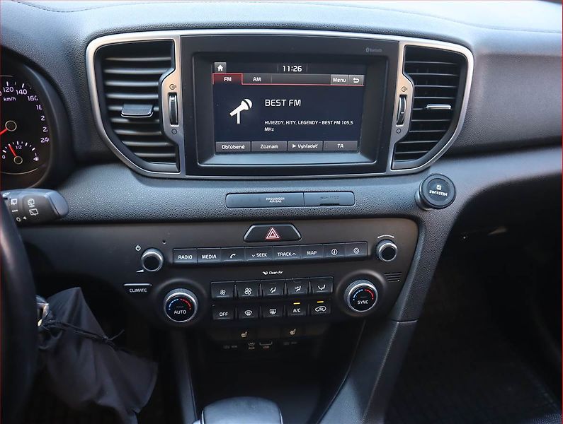 Kia Sportage (2017) 1.7 CRDi, Automat, Serv.kniha - fotka 12 z 20