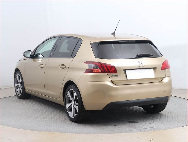 Peugeot 308 (2018) 1.2 PureTech, Serv.kniha - fotka 4 z 14
