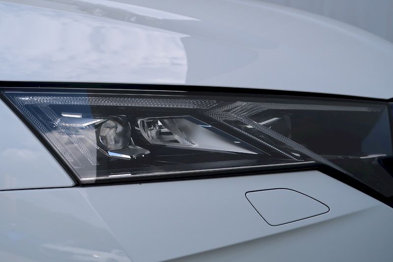 Škoda Octavia (2025) Combi SportLine 1,5 TSi m-HEV - fotka 27 z 32