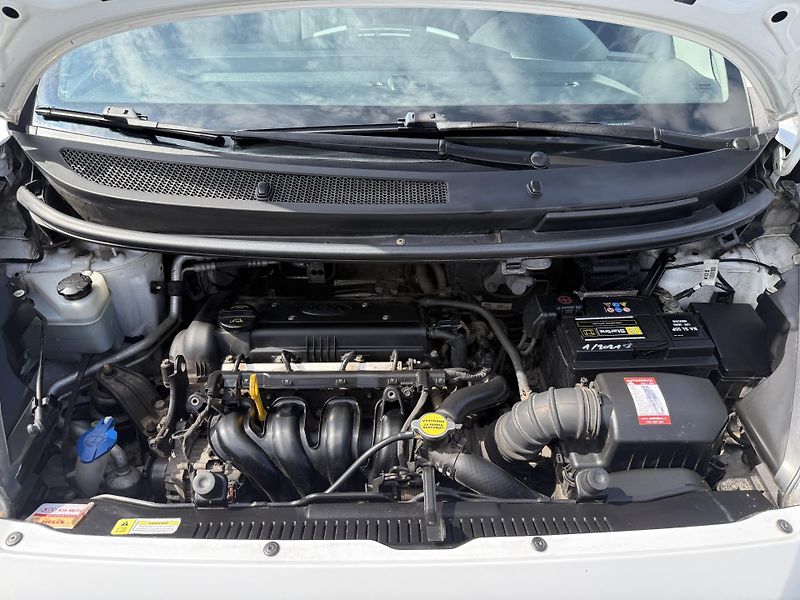 Kia Venga 1.4i KLIMA - fotka 13 z 13