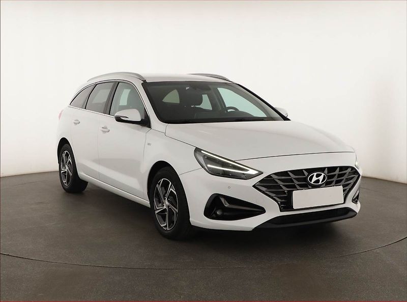 Hyundai i30 (2021) 1.5 T-GDI MHEV, Automat, Navi - fotografie inzerátu