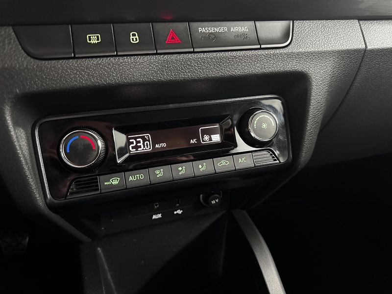 Škoda Fabia (2017) 1.2 TSI Style - CZ -  - fotka 15 z 22