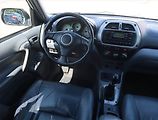 Toyota RAV4 (2002) 2.0 D-4D , 4X4, Park. senzory - náhled 7