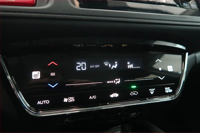 Honda HR-V (2017) Executive 1.5 i-VTEC - fotka 18 z 20