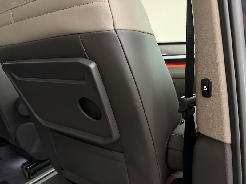 Volkswagen Multivan T7 eHybrid 4Motion Style TOP - fotka 28 z 47