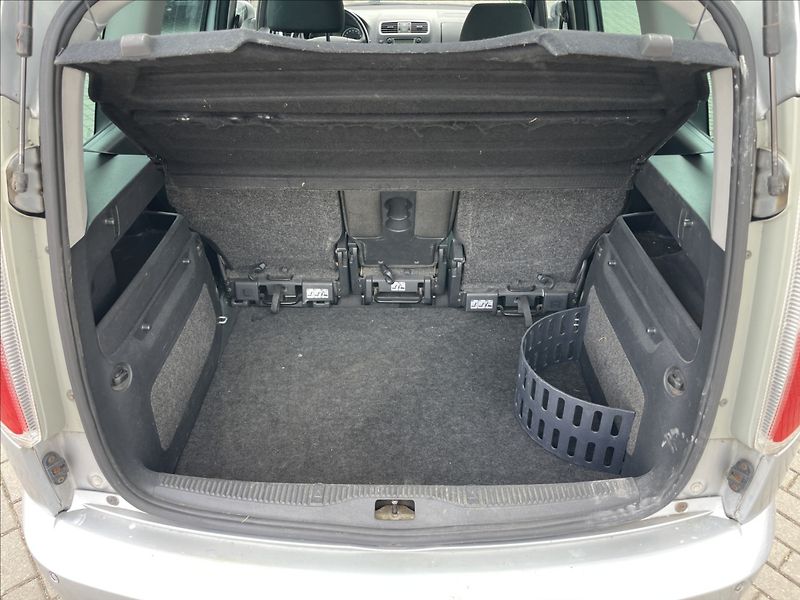 Škoda Roomster 1,4 MPi Klima ESP Tempomat, po - fotka 9 z 32