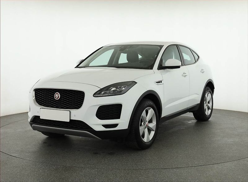 Jaguar E-Pace (2021) D150 AWD - fotka 2 z 20